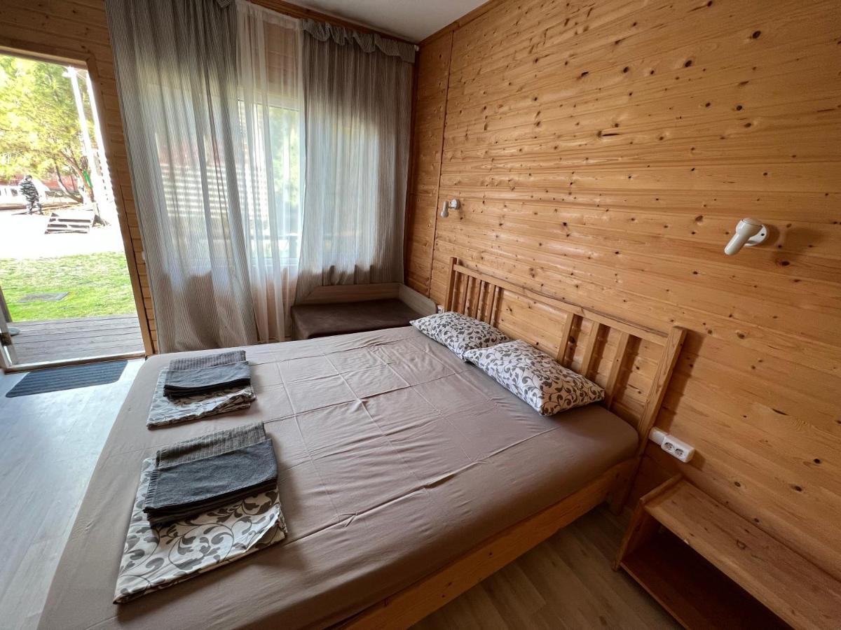 Mini-Hotel Forest Club ปิซุนดา ภายนอก รูปภาพ
